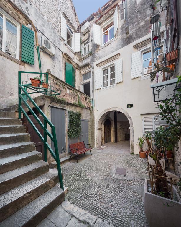 That Place Studio Apartment Trogir Ngoại thất bức ảnh