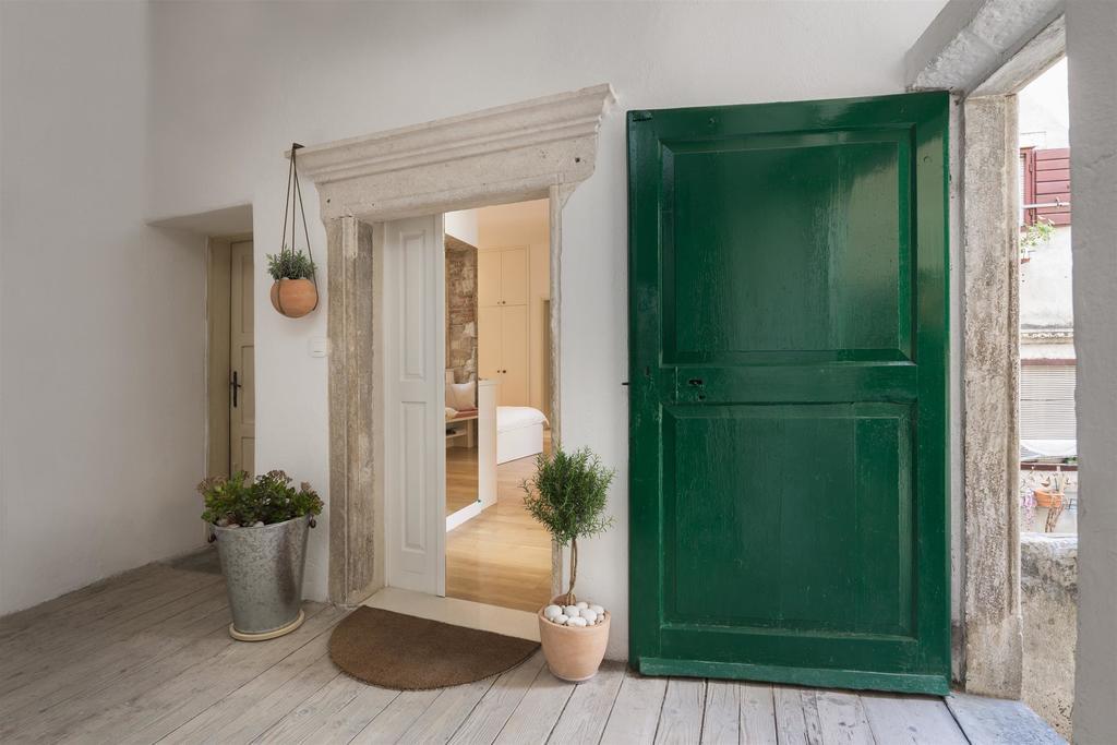 That Place Studio Apartment Trogir Ngoại thất bức ảnh